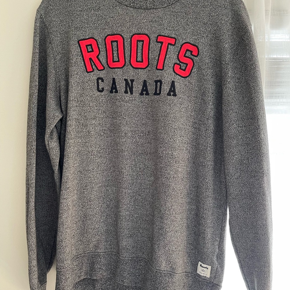 ROOTS CANADA Crewneck
